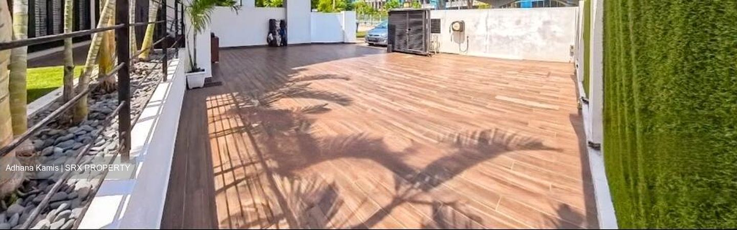 Expo Drive (D16), Terrace #486130521